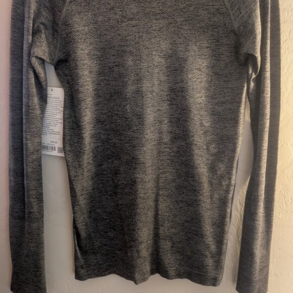 Swiftly Tech Long-Sleeve Shirt 2.0 Hip Length Gray. Sz 8 NWT - Picture 2 of 5